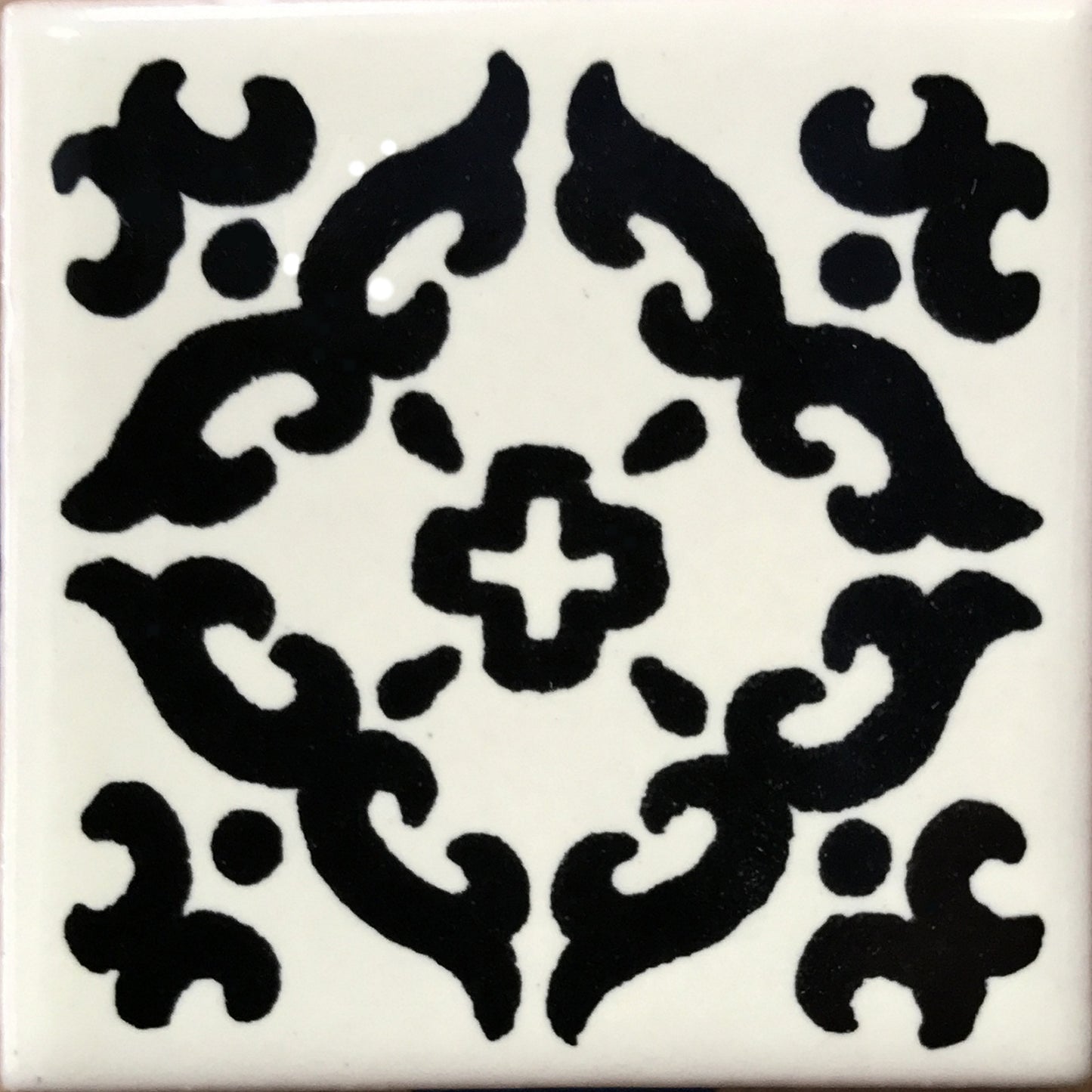 talamex_black_barroco_talavera_mexican_tile